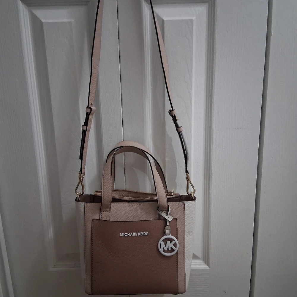NEW Michael Kors Gemma Tri-color Leather Handbag